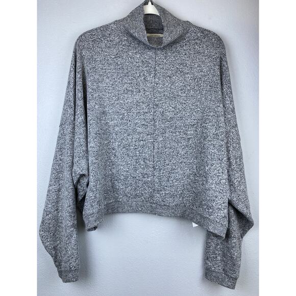 NWT Lucky Gray Heathered Sz L Batwing Cropped Mock Neck Very Soft Sweater - Picture 1 of 11
